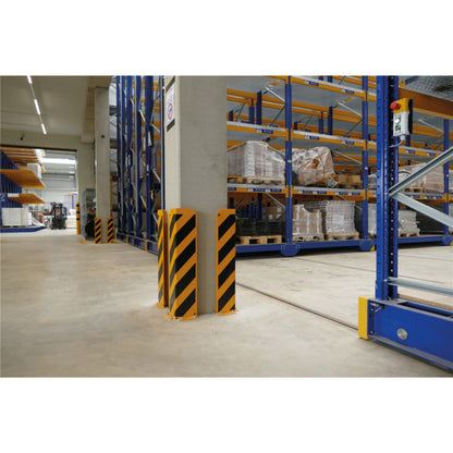 Anfahrschutzwinkel mit verstärkten Kanten zum Aufdübeln