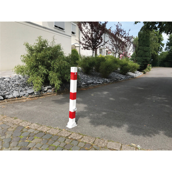 Absperrpfosten 70 x 70 mm umlegbar mit Dreikantverschluss