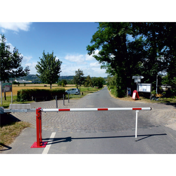 Wegeschranke mit Gegengewicht und Pendelstütze
