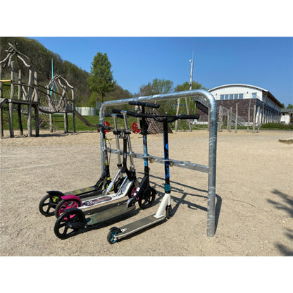Scooter–Reihenparker-Bügel