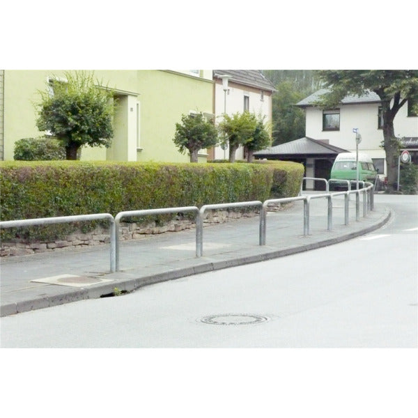 Universalbügel aus Stahlrohr Ø 76 x 2,6 mm für Dübelbefestigung